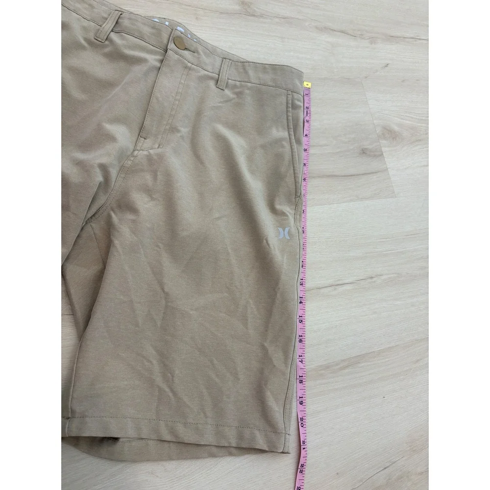 Hurley Hybrid Shorts Mens 34 Tan Khaki Stretch Performance Walkshorts Surf